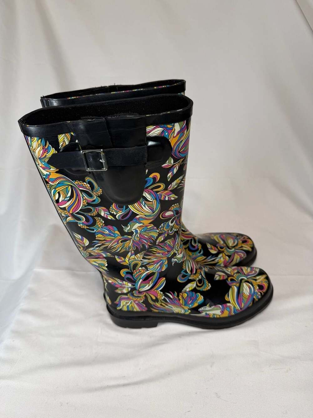 Boho Festival Sakroots Rhythm Black Spirit Desert Rain Boots Size 9